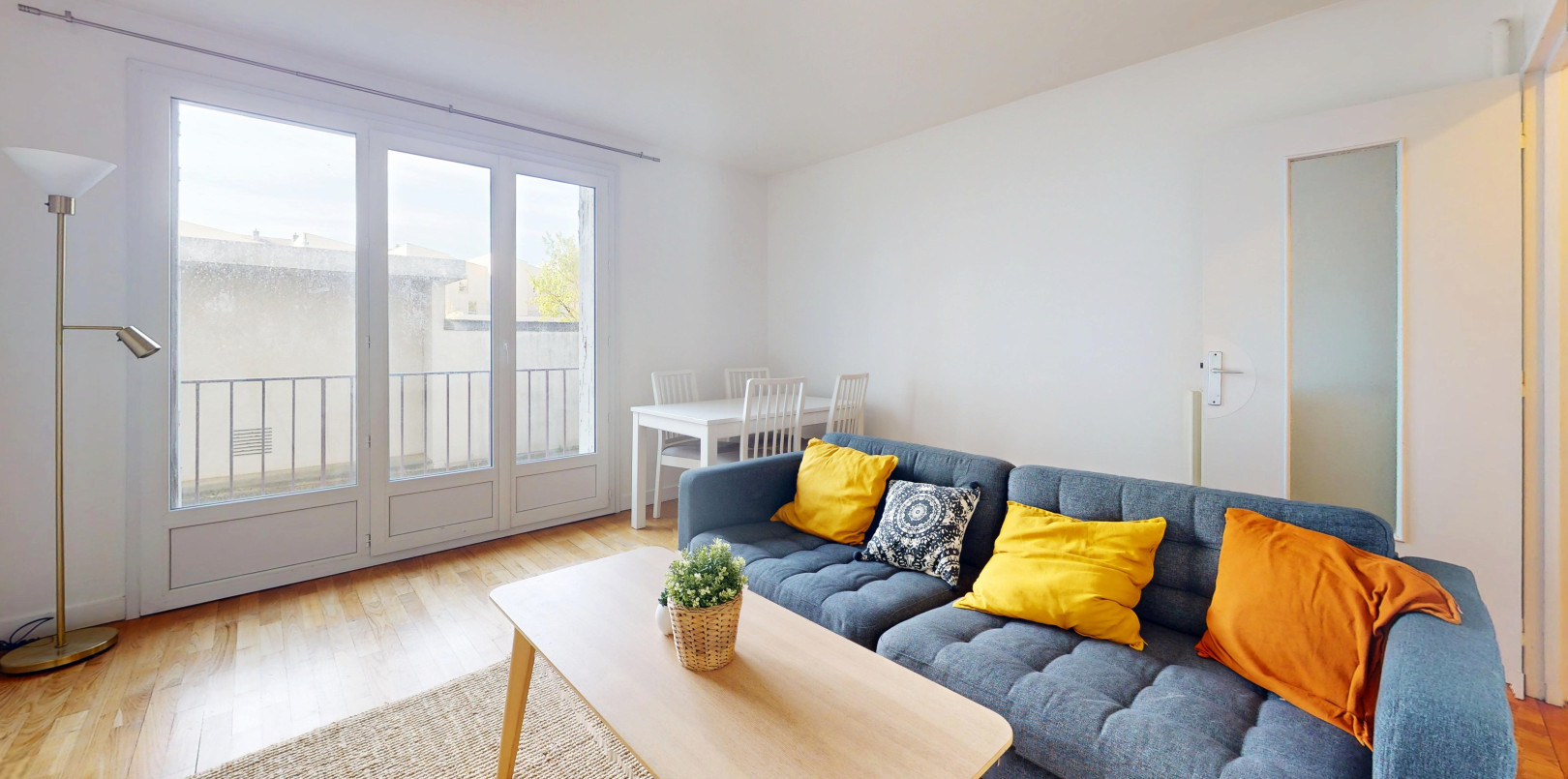 
                                                Location
                                                 Appartement meublé T2 25m² à Rennes