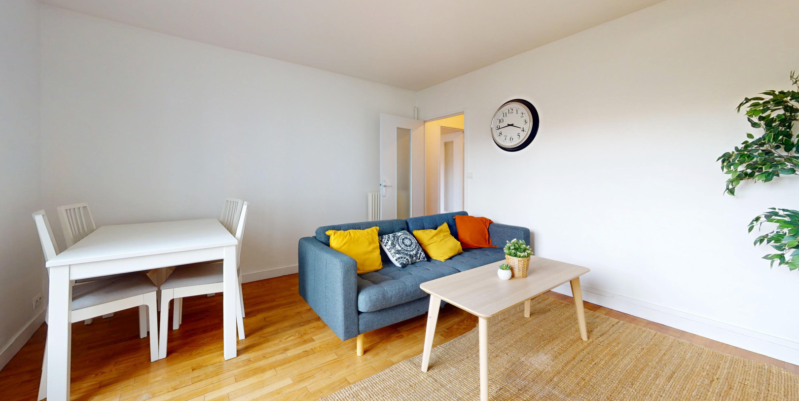 
                                                Location
                                                 Appartement meublé T2 25m² à Rennes