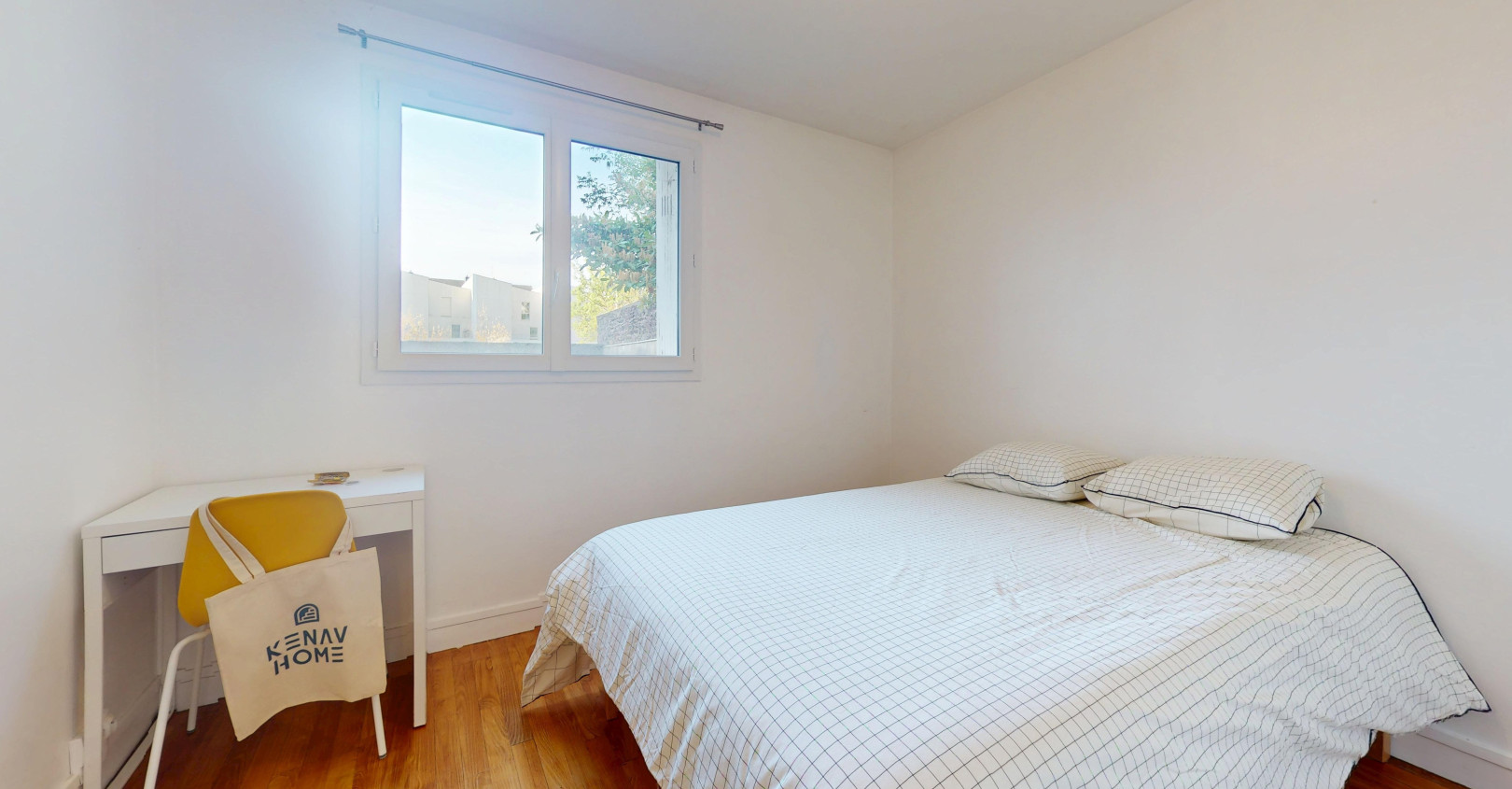 
                                                Location
                                                 Appartement meublé T2 25m² à Rennes