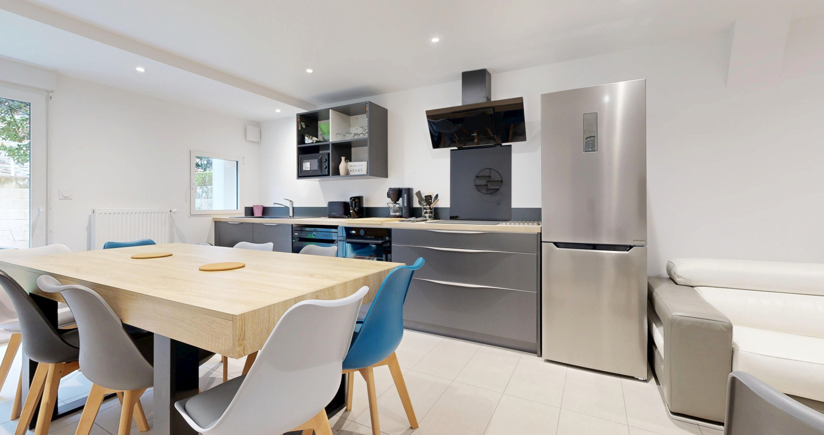 
                                                Location
                                                 Appartement meublé T2 25m² à Rennes