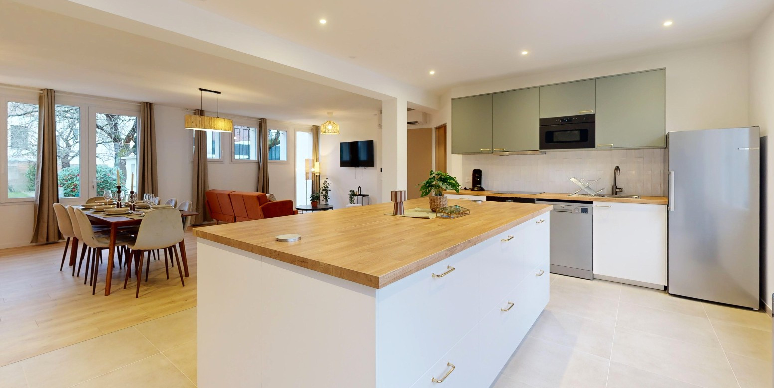 
                                                Location
                                                 Appartement meublé T2 25m² à Rennes