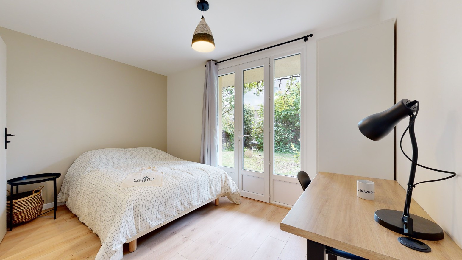 
                                                Location
                                                 Appartement meublé T2 25m² à Rennes