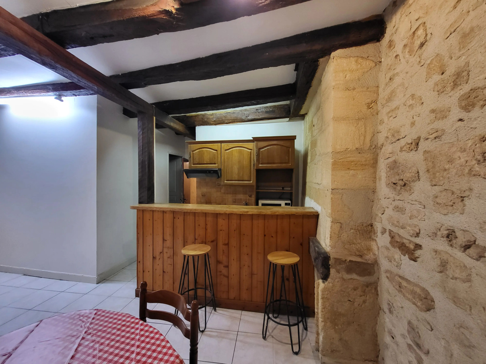
                                                Location
                                                 Appartement meublé T2 28.75m² à Sarlat-la-Canéda