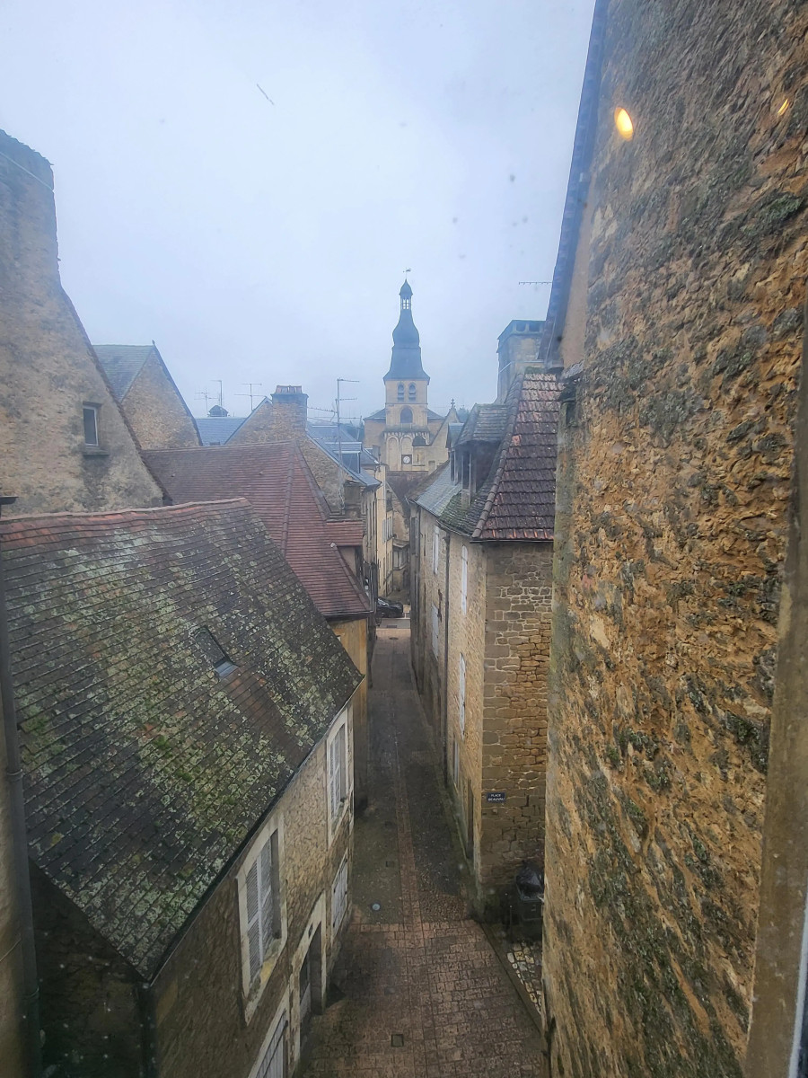 
                                                Location
                                                 Appartement meublé T2 28.75m² à Sarlat-la-Canéda