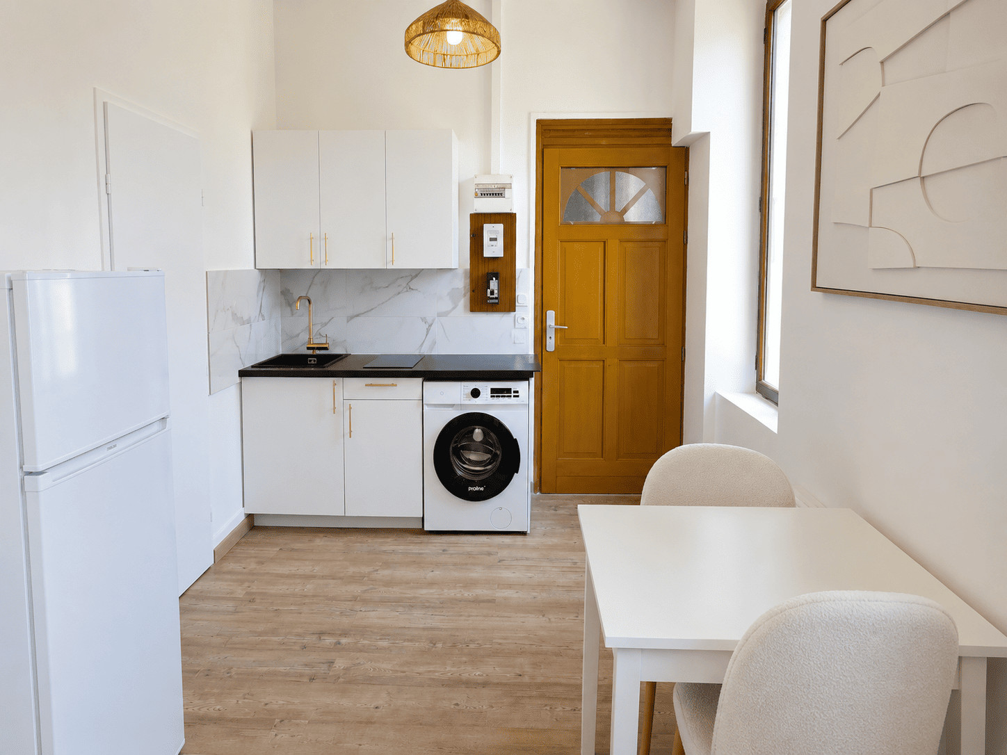 
                                                Location
                                                 Appartement meublé T2 29.42m² à Grenoble