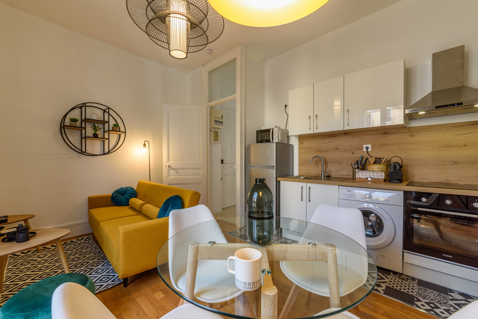 
                                                Location
                                                 Appartement meublé T2 30m² à GRENOBLE