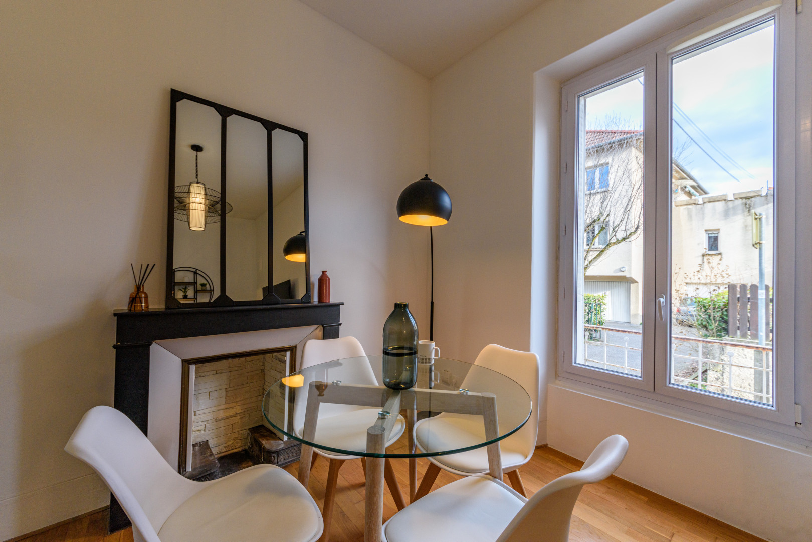 
                                                Location
                                                 Appartement meublé T2 30m² à GRENOBLE