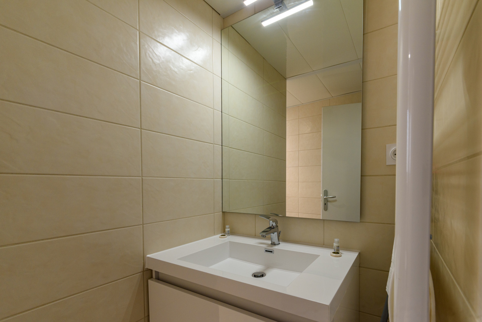 
                                                Location
                                                 Appartement meublé T2 30m² à GRENOBLE