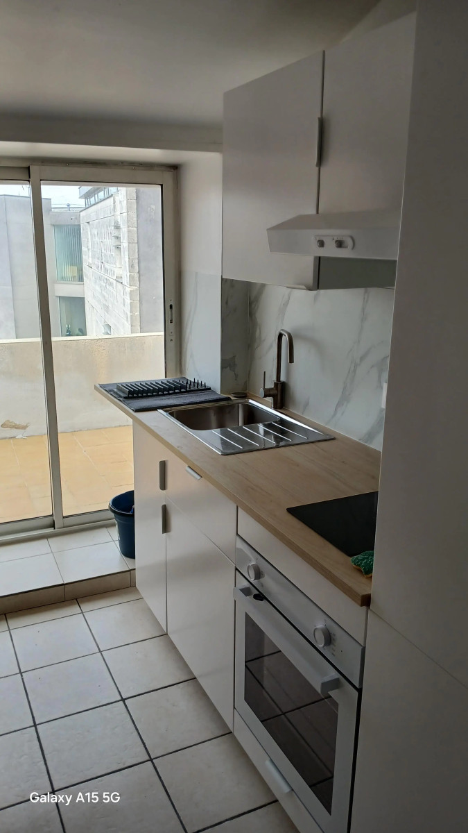 
                                                Location
                                                 Appartement meublé T2 33.61m² à Angoulême