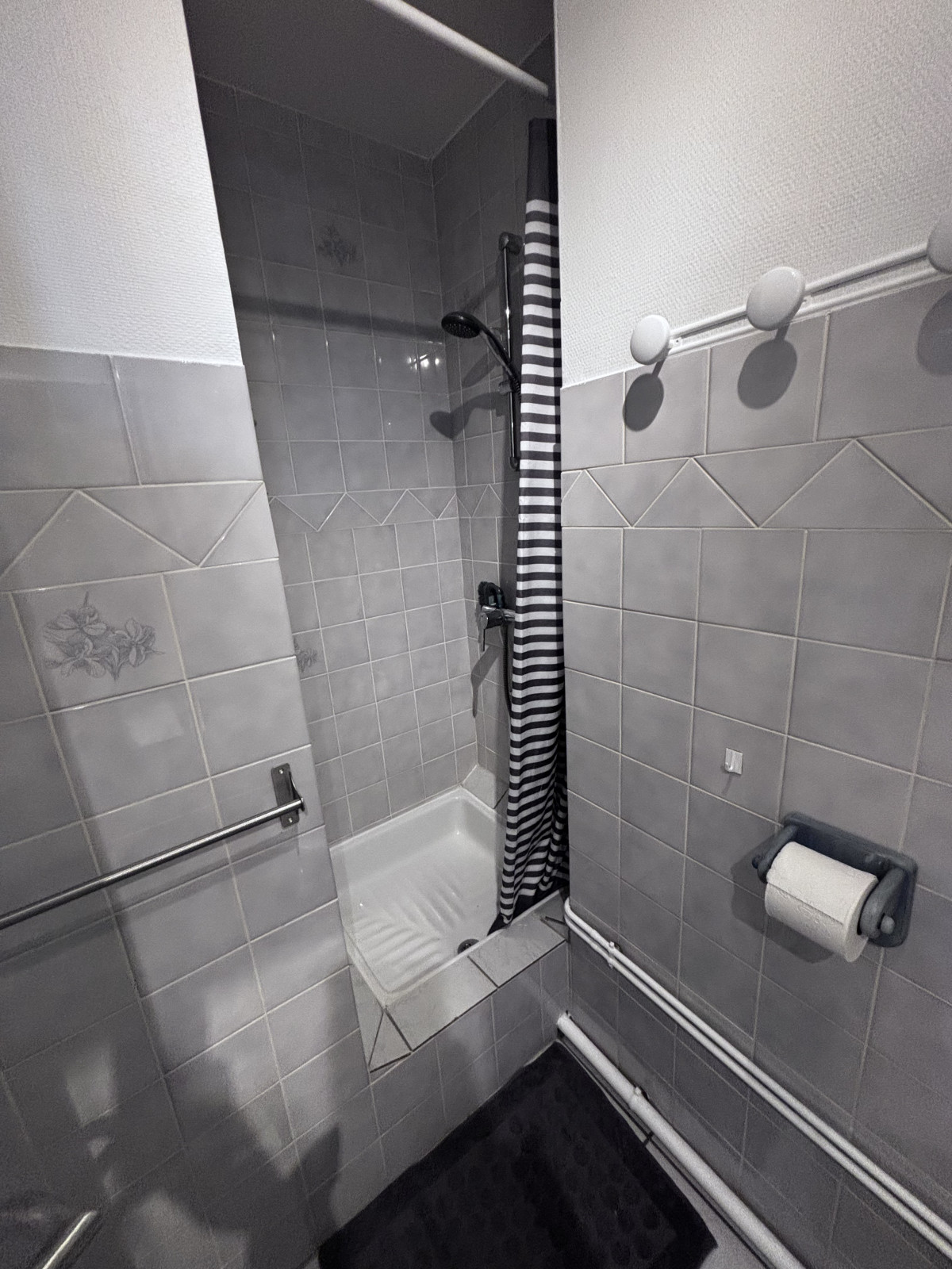 
                                                Location
                                                 Appartement meublé T2 40m² à Saint-Étienne