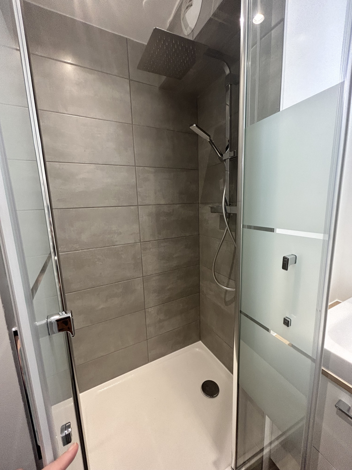 
                                                Location
                                                 Appartement meublé T2 41m² à BRUGES