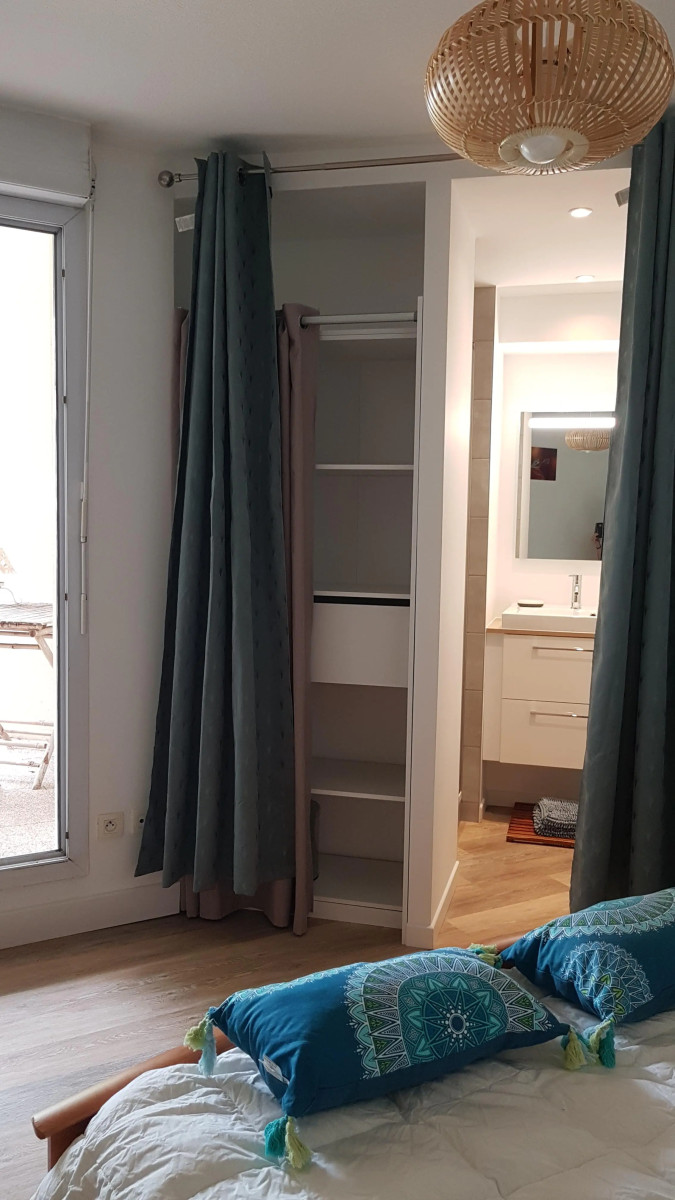 
                                                Location
                                                 Appartement meublé T2 41m² à BRUGES