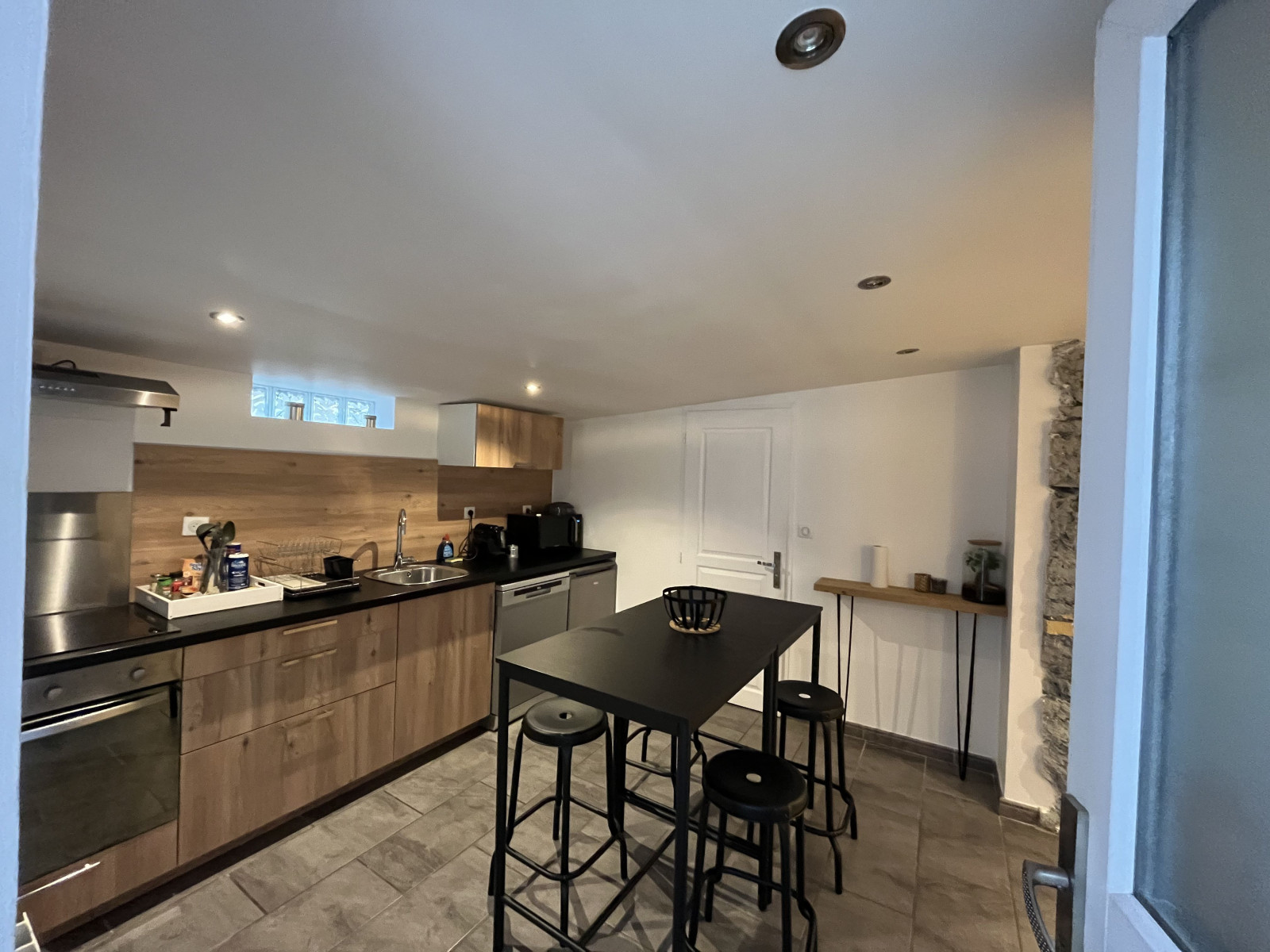 
                                                Location
                                                 Appartement meublé T2 48m² à Grenoble