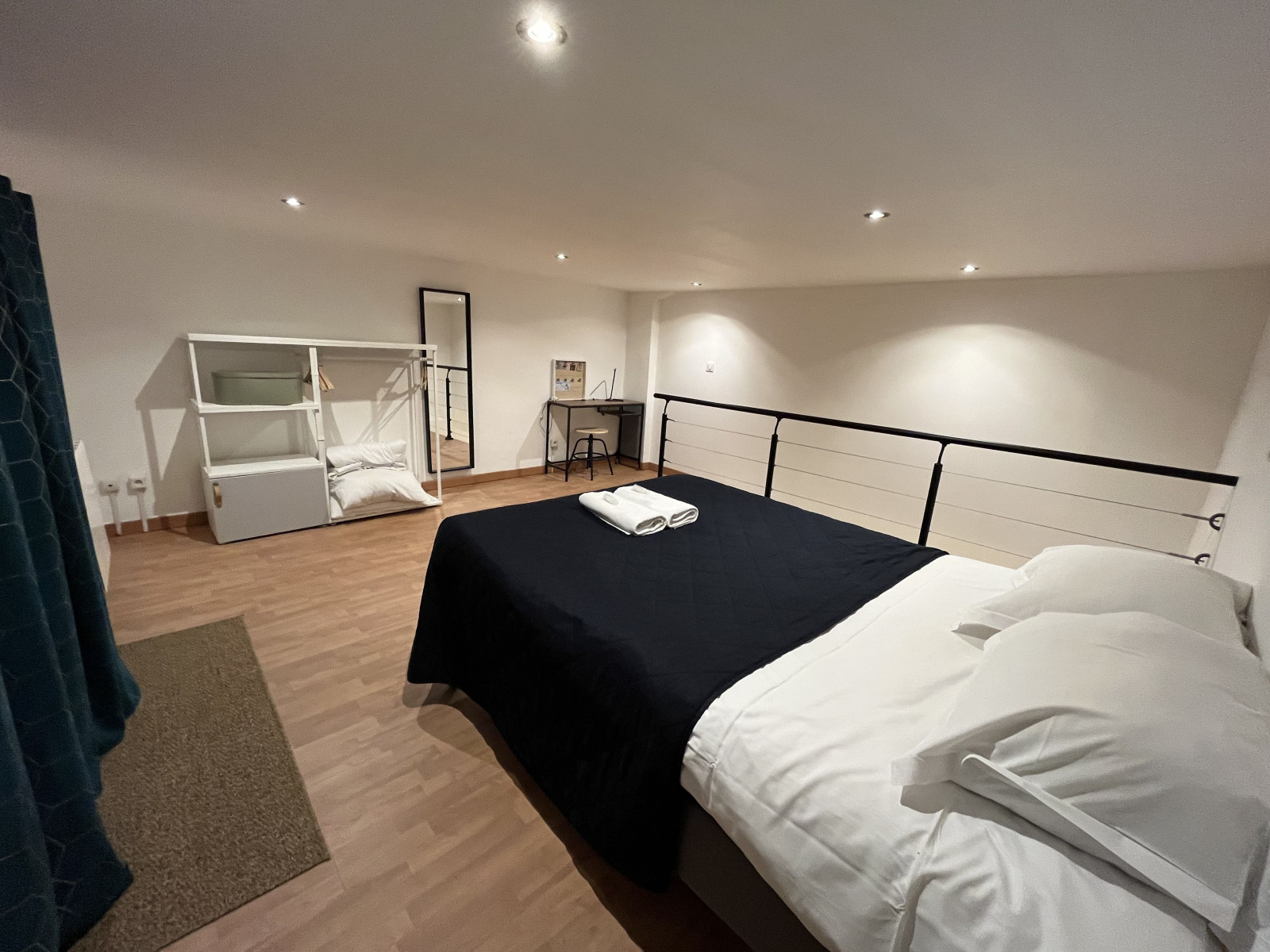 
                                                Location
                                                 Appartement meublé T2 48m² à Grenoble