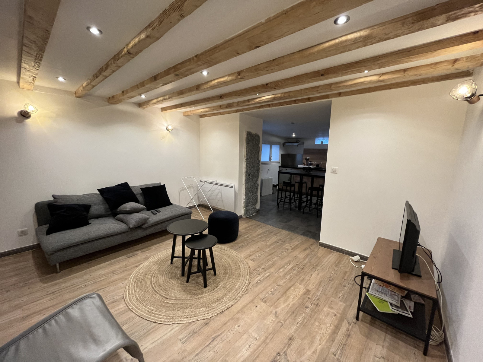 
                                                Location
                                                 Appartement meublé T2 48m² à Grenoble