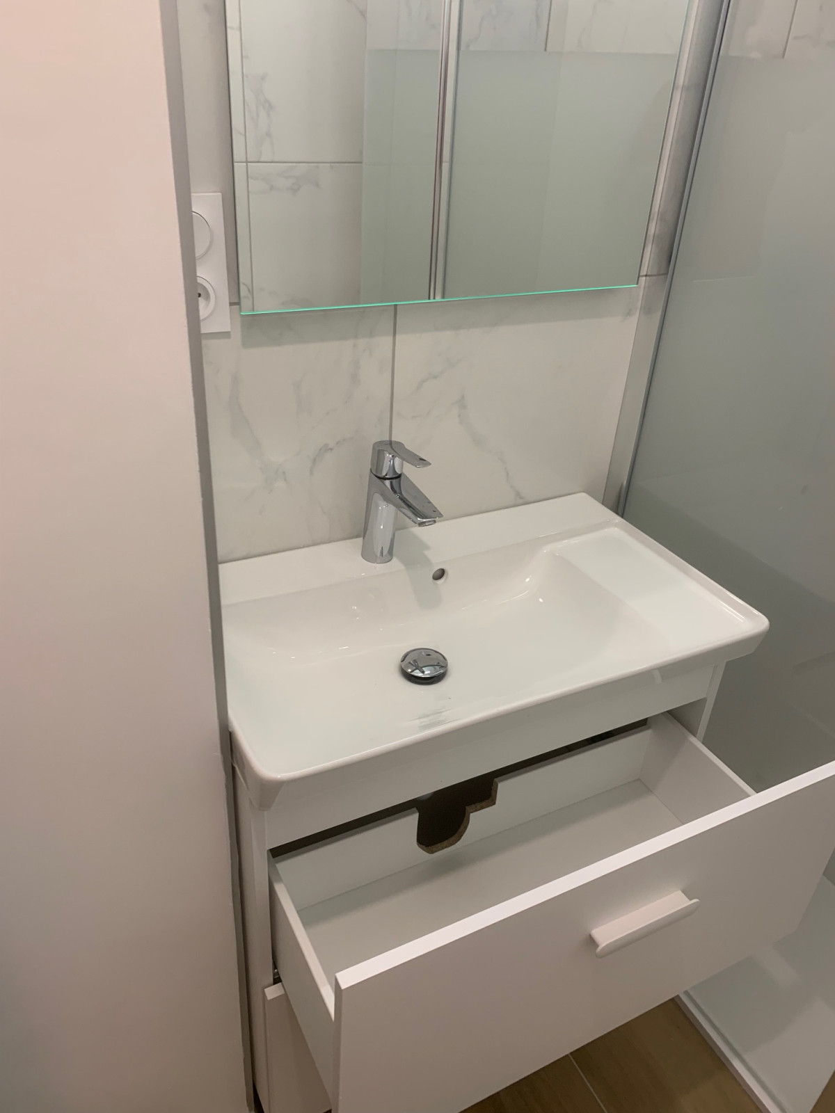 
                                                Location
                                                 Appartement meublé T2 53m² à GRENOBLE