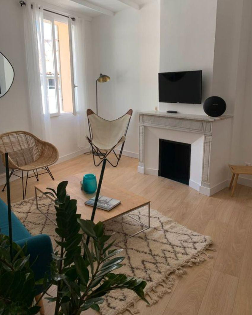 
                                                Location
                                                 Appartement meublé T2 rue Fabrot Aix en Provence