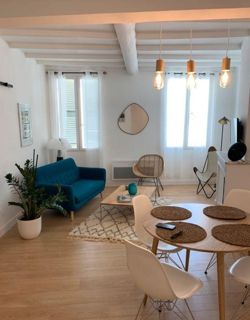 
                                                Location
                                                 Appartement meublé T2 rue Fabrot Aix en Provence