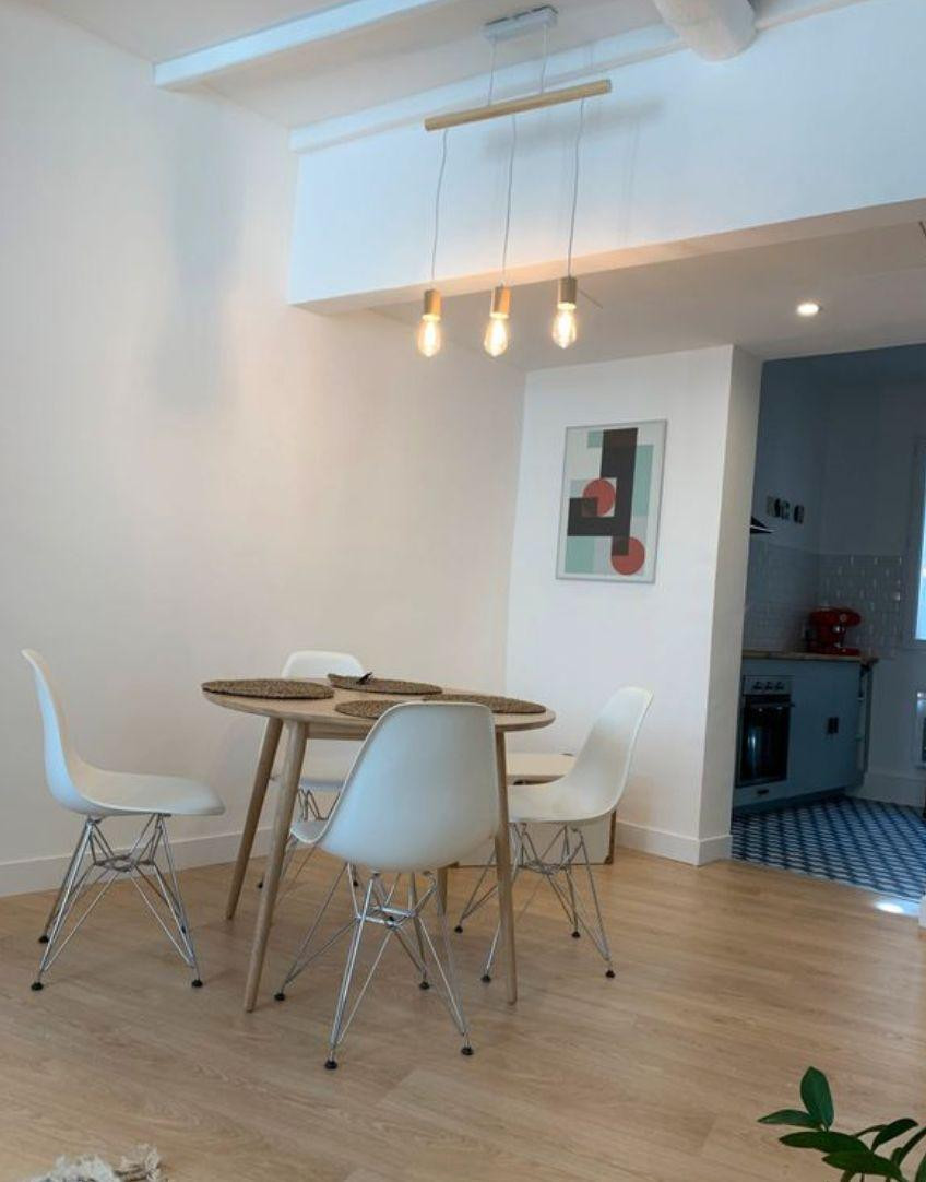 
                                                Location
                                                 Appartement meublé T2 rue Fabrot Aix en Provence