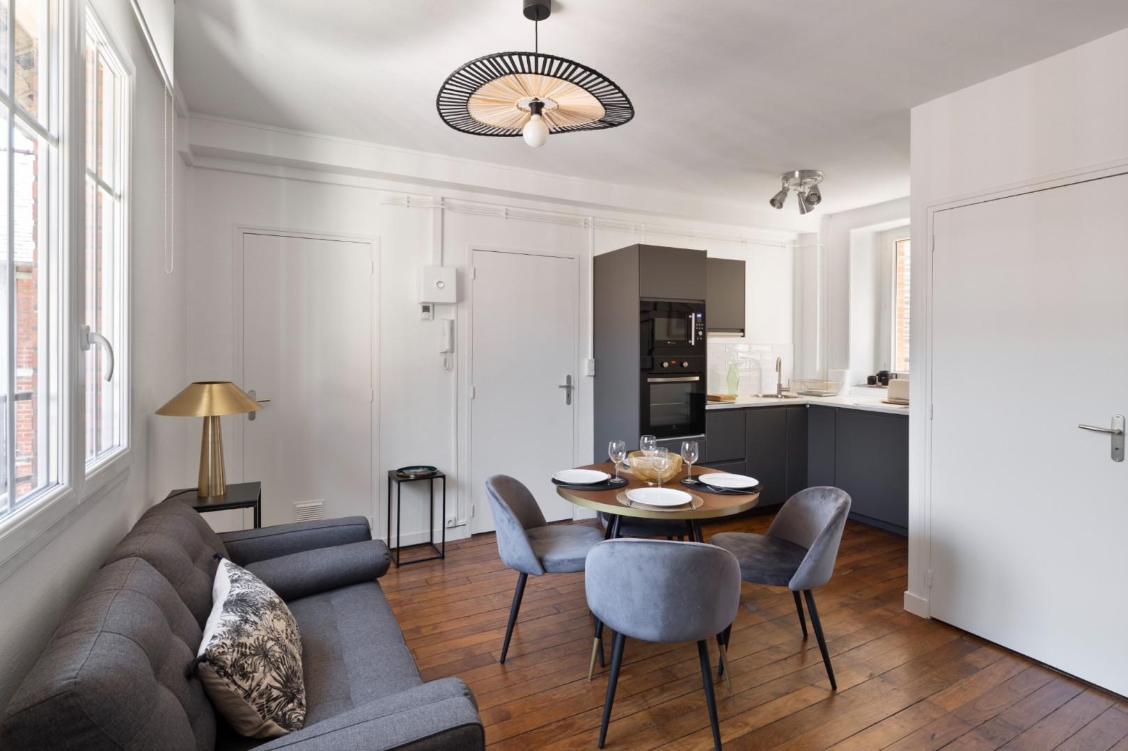 
                                                Location
                                                 Appartement meublé T3 39m² à Rennes