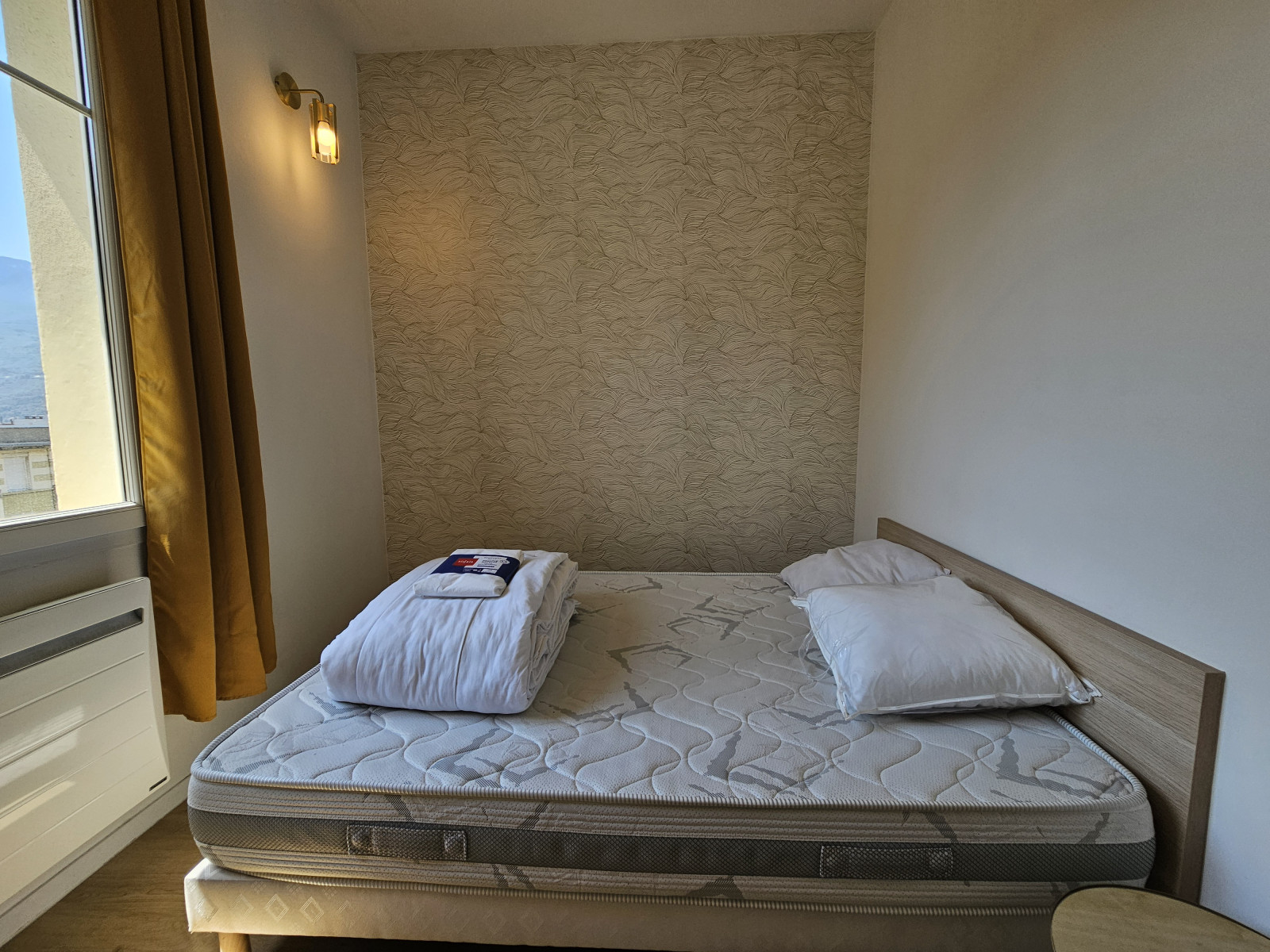 
                                                Location
                                                 Appartement meublé T3 46m² à GRENOBLE