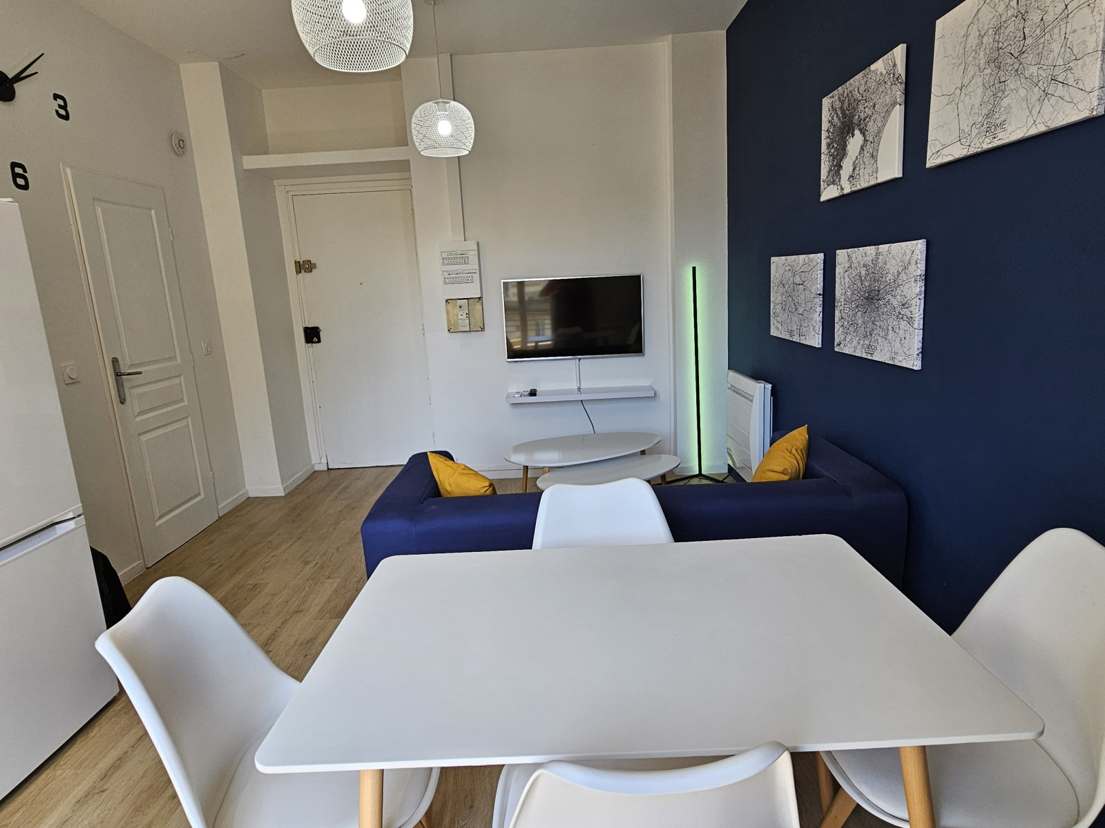 
                                                Location
                                                 Appartement meublé T3 46m² à GRENOBLE