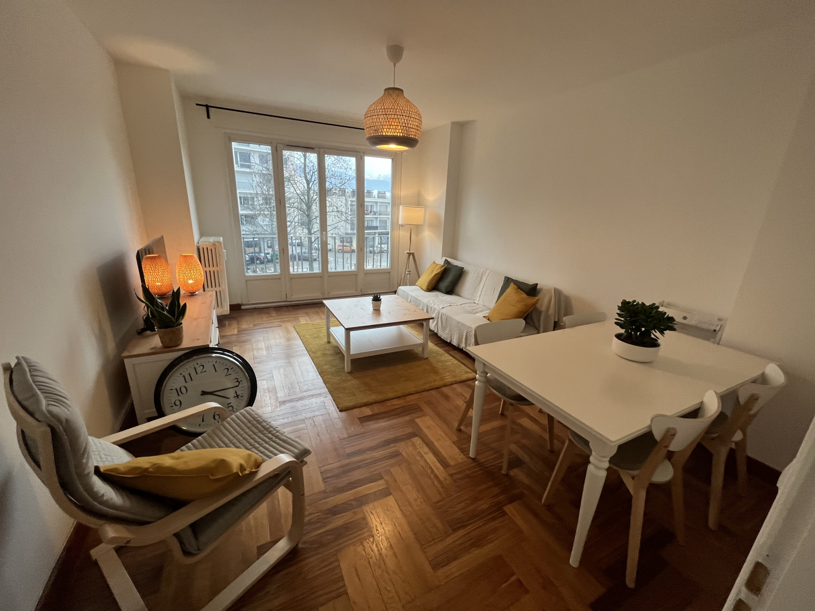 Location
                                                 Appartement meublé T3 71m² à GRENOBLE