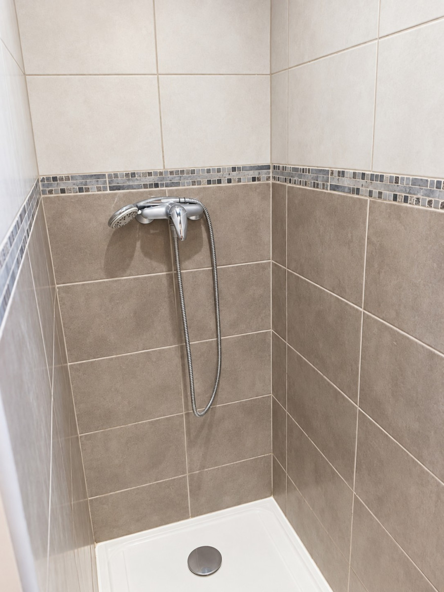 
                                                Location
                                                 Appartement meublé T4 60.77m² à Saint-Martin-d'Hères