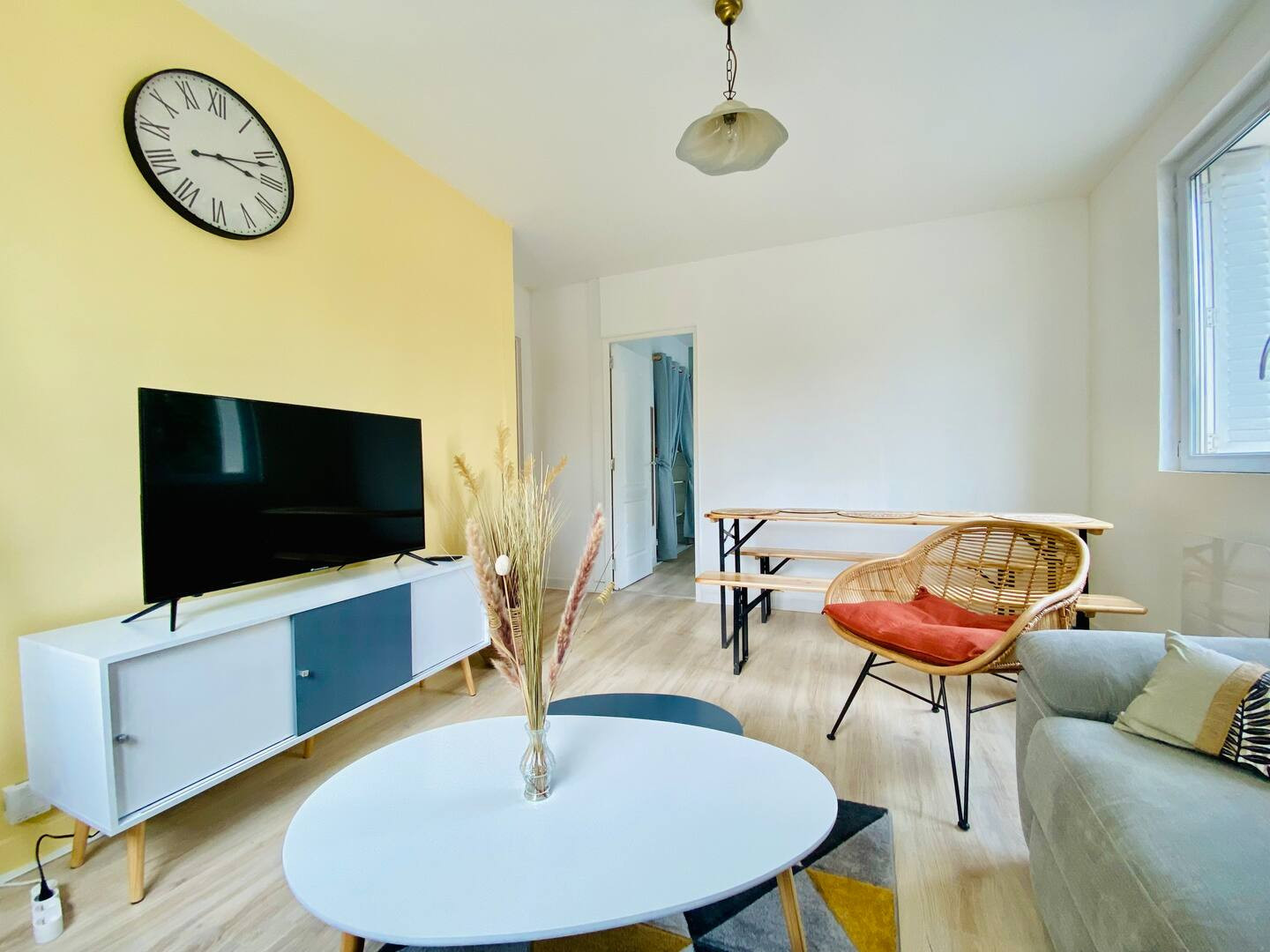 
                                                Location
                                                 Appartement meublé T4 63.13m² à GRENOBLE