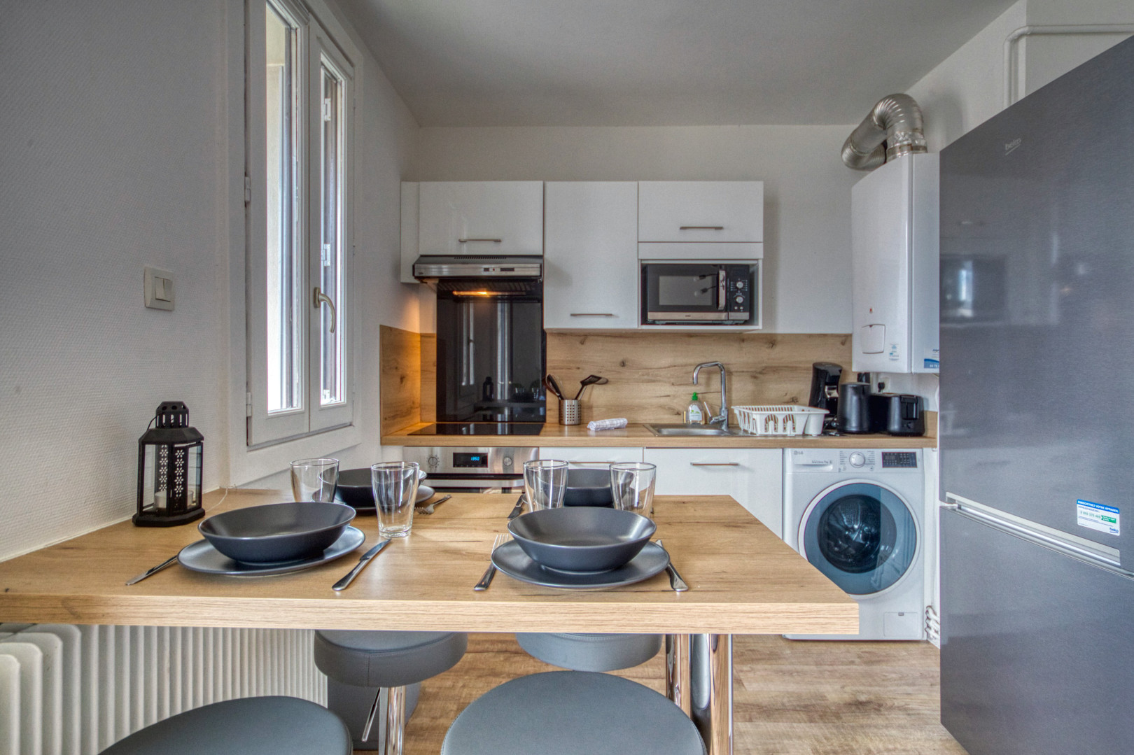 
                                                Location
                                                 Appartement meublé T4 64m² à GRENOBLE