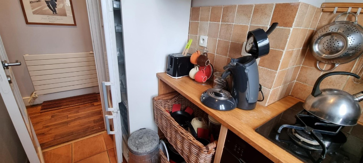 
                                                Location
                                                 Appartement meublée 2 PIÈCES 35 M²