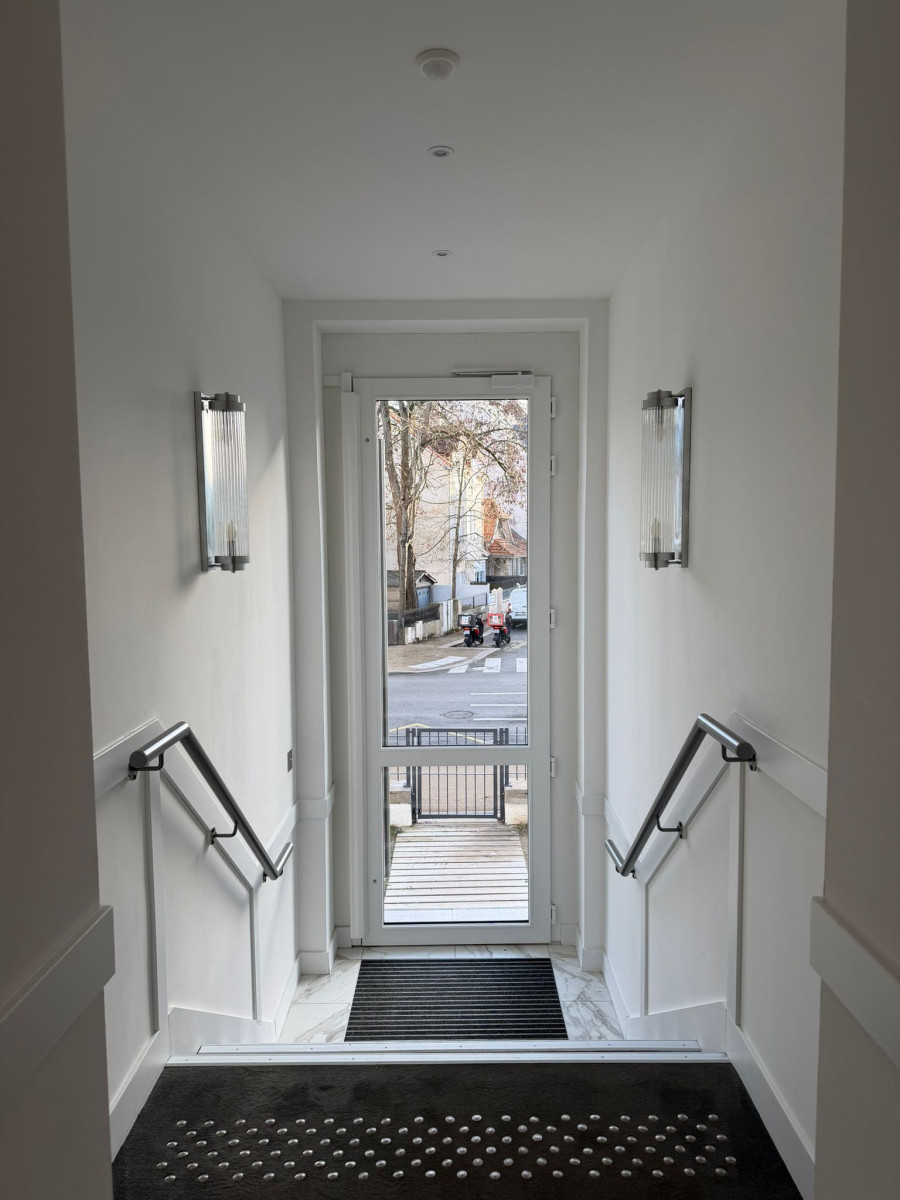 
                                                Vente
                                                 Appartement moderne à vendre dans le quartier prisé de La Baule-Escoublac