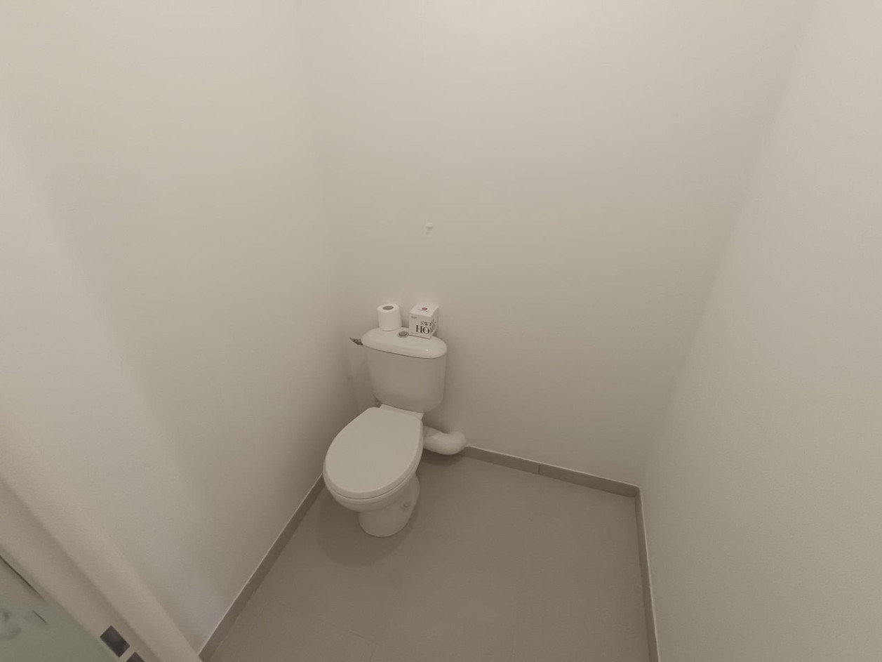 
                                                Location
                                                 Appartement neuf, 2 chambres, balcon, parking