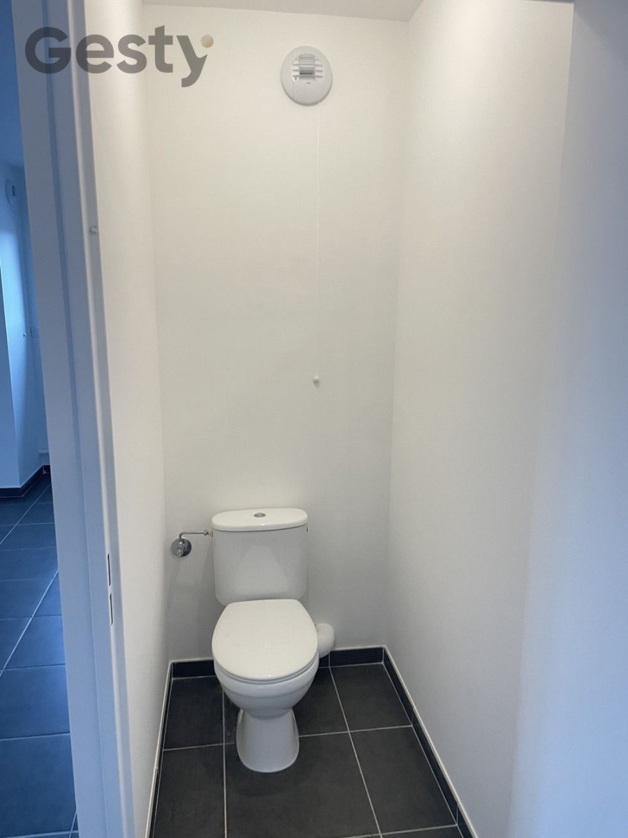 
                                                Location
                                                 Appartement Neuf avec 2 chambres, 2 balcons