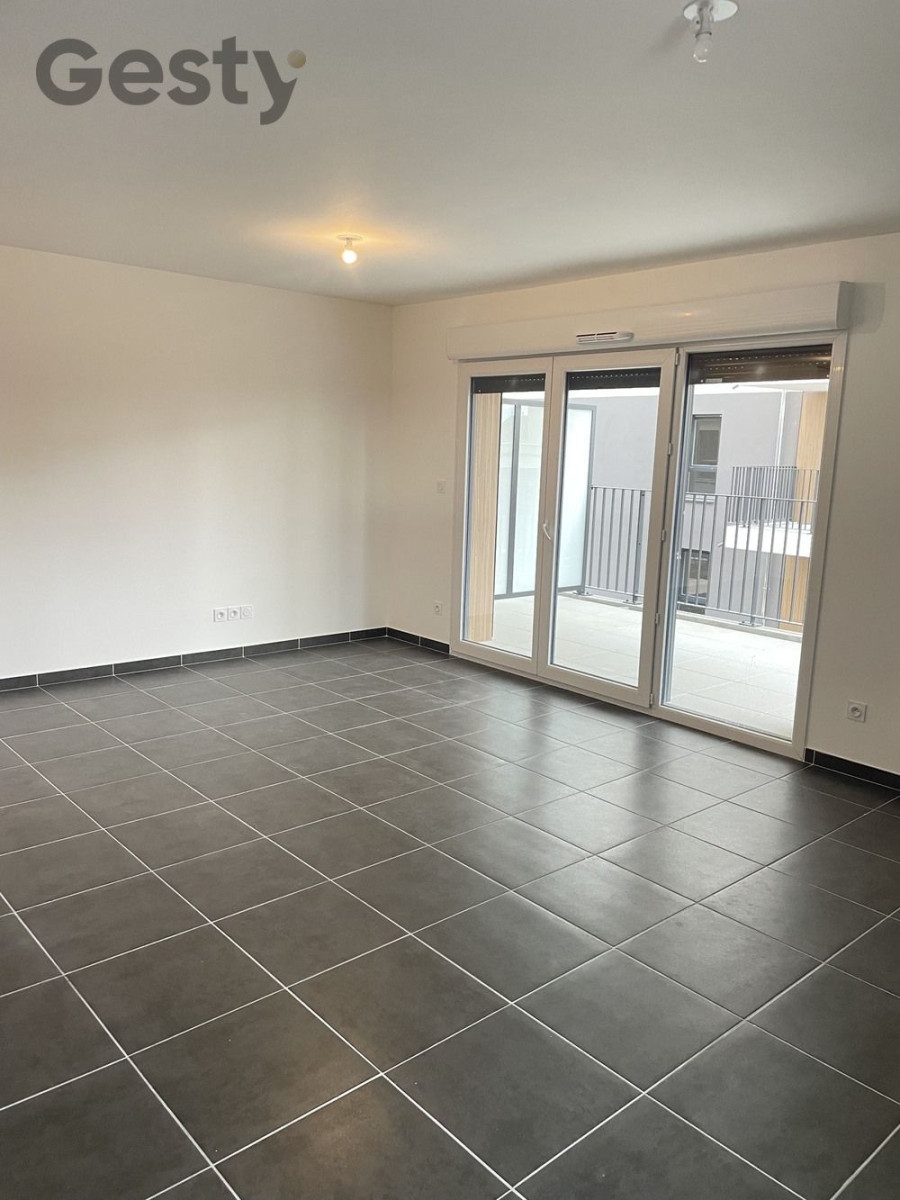
                                                Location
                                                 Appartement Neuf avec 2 chambres, 2 balcons