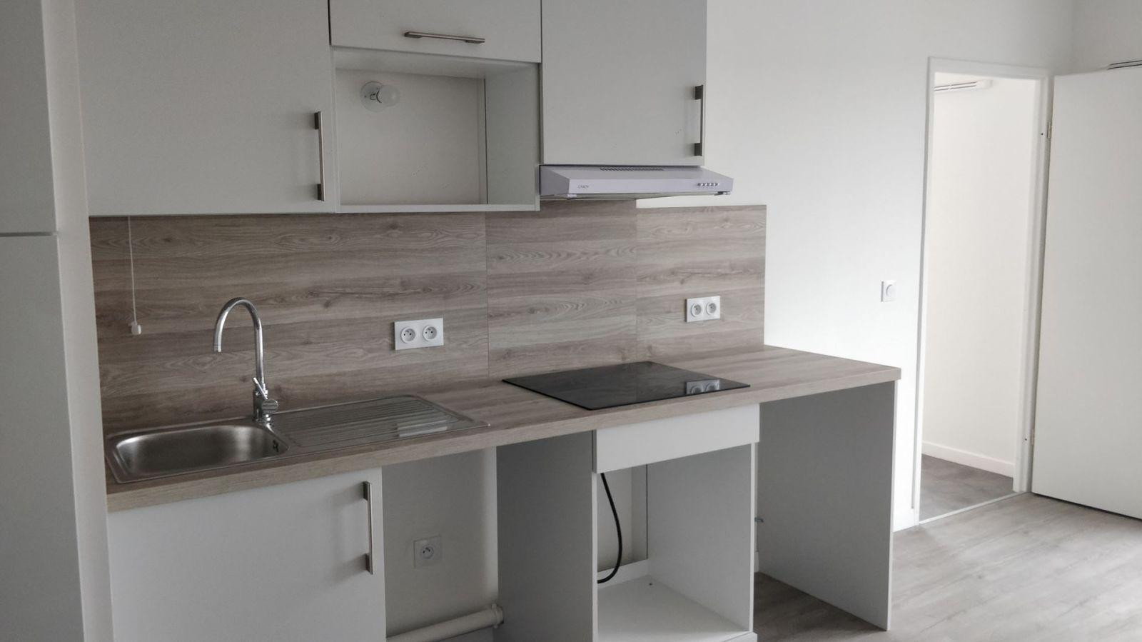 
                                                Location
                                                 Appartement neuf avec toutes commodités