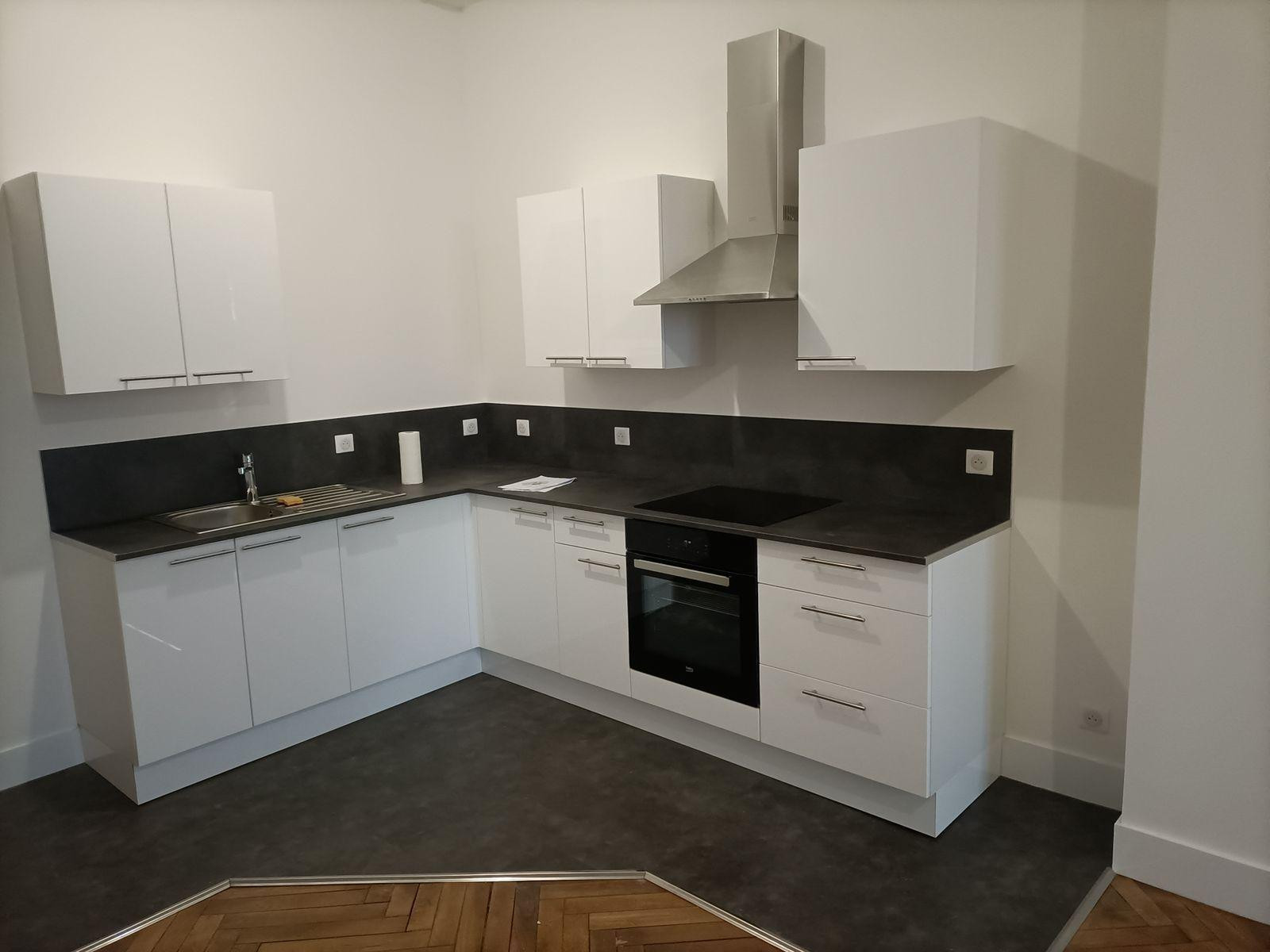 
                                                Location
                                                 Appartement neuf centre ville