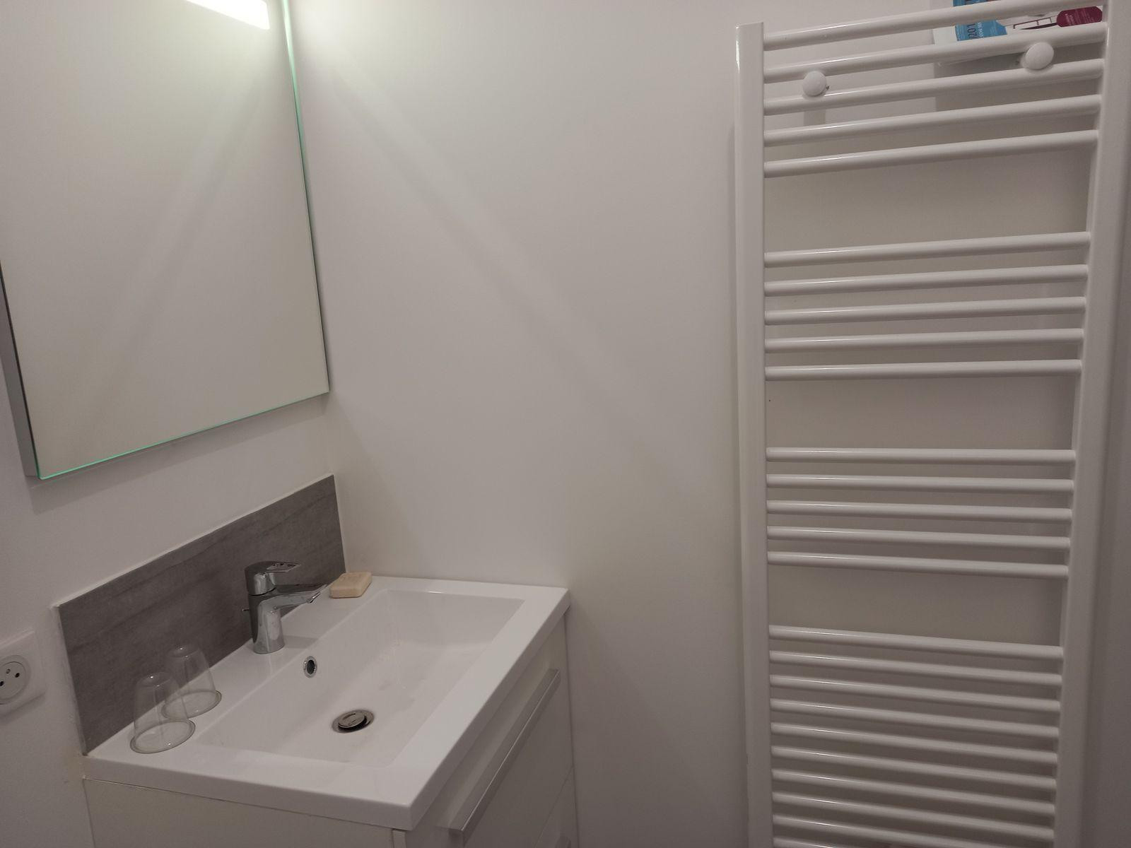 
                                                Location
                                                 Appartement neuf centre ville
