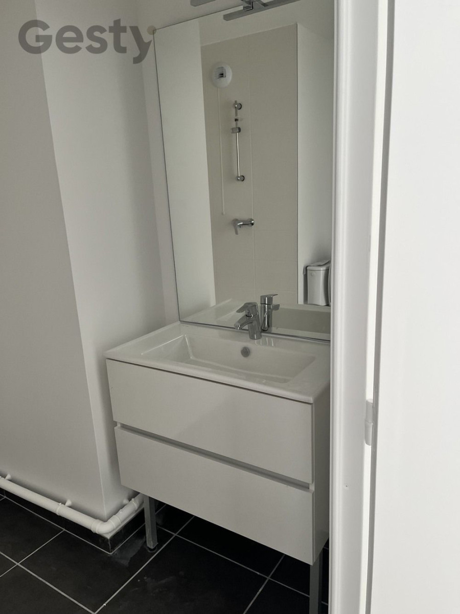 
                                                Location
                                                 Appartement NEUF T2 avec balcon et parking