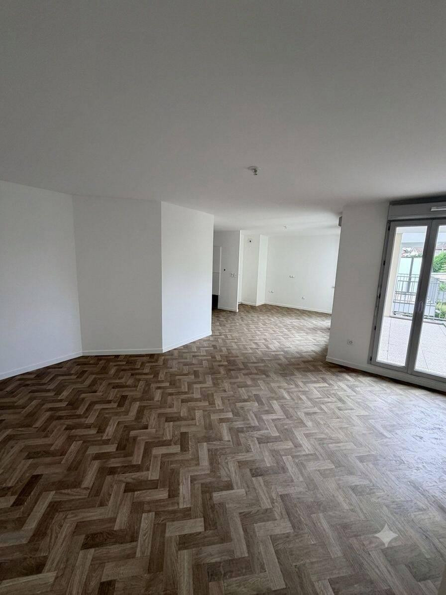 
                                                Location
                                                 APPARTEMENT NEUF T3 MEUBLÉ DE 69 m² PKG BALCON