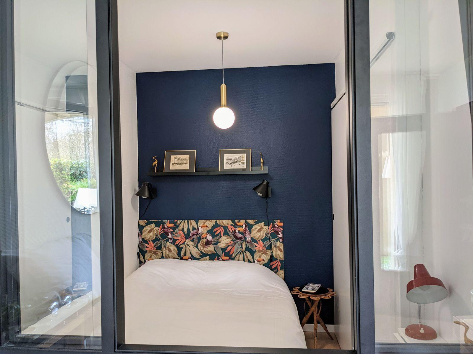 
                                                Location
                                                 Appartement, plein centre avec petit jardin privé.