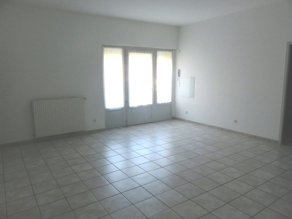 
                                                Location
                                                 Appartement PMR