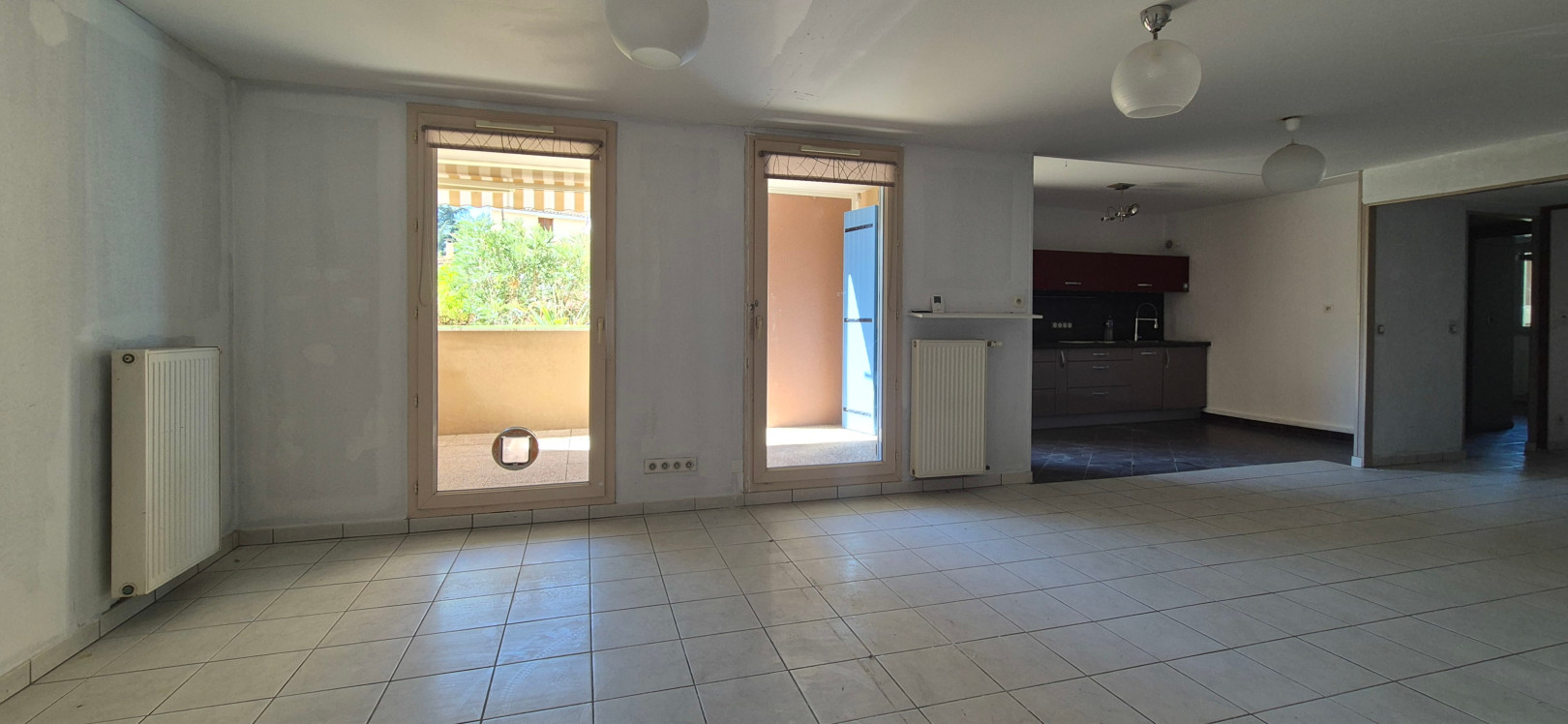 
                                                Vente
                                                 Appartement PMR T3 de 85 m² + balcon + garage