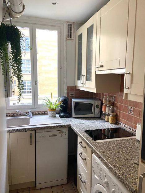 
                                                Location
                                                 Appartement pont mirabeau