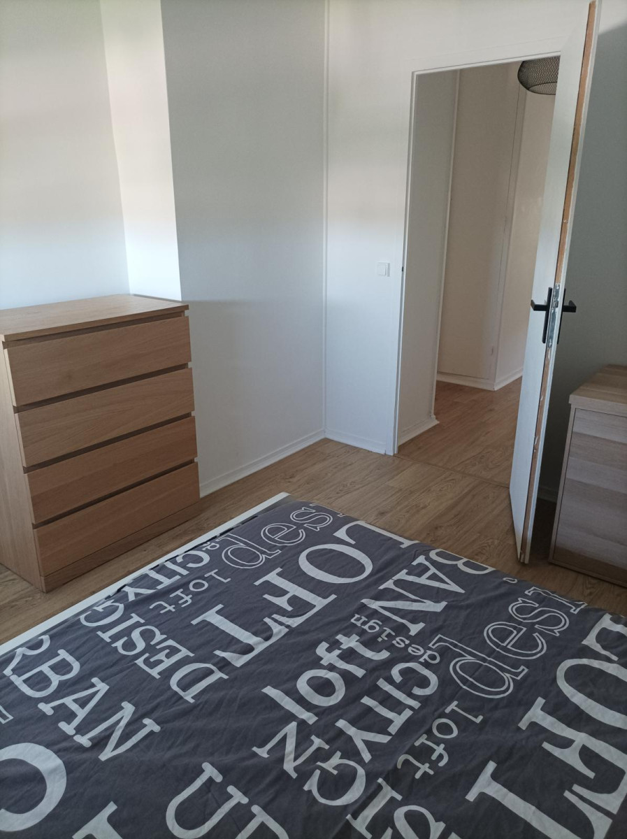 
                                                Location
                                                 Appartement proche IUT et grandes écoles