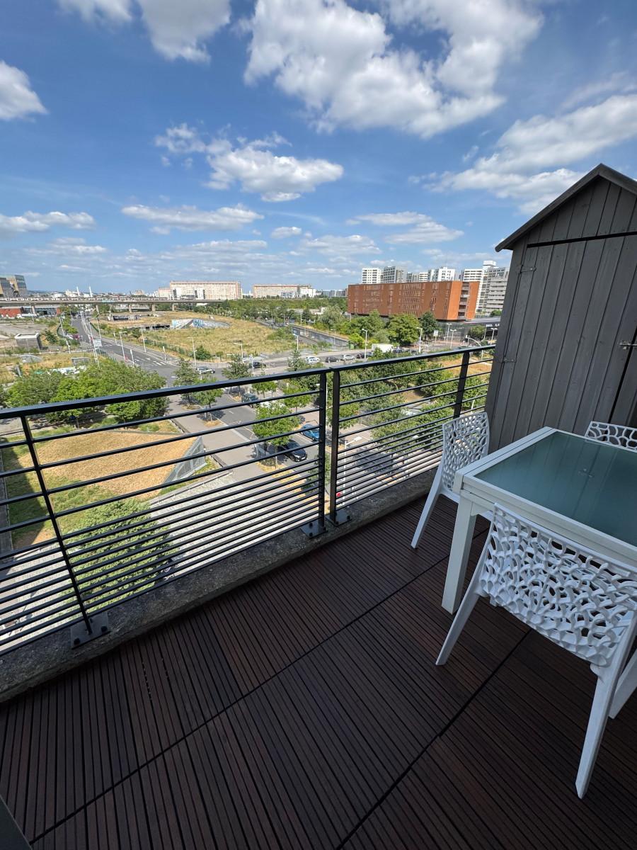 
                                                Location
                                                 Appartement proche paris La Défense (loyer tout inclus)
