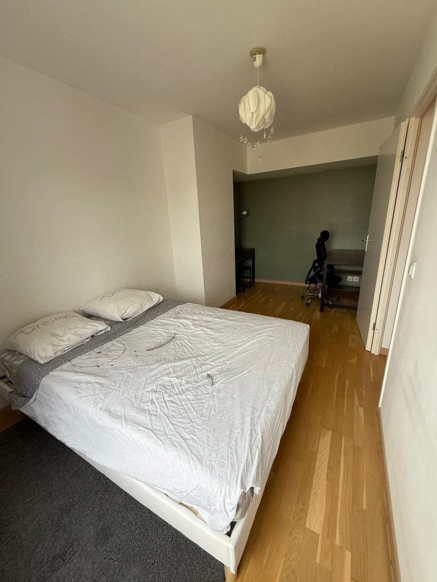 
                                                Location
                                                 Appartement proche paris La Défense (loyer tout inclus)