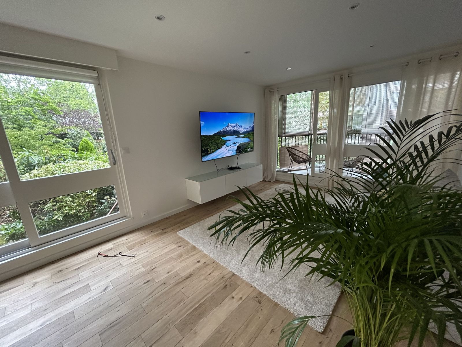 
                                                Location
                                                 Appartement proche Versailles