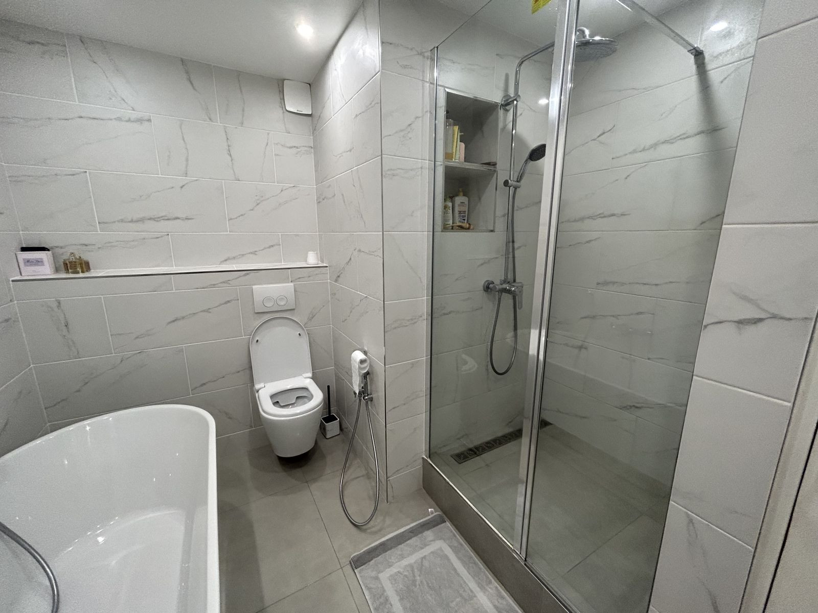 
                                                Location
                                                 Appartement proche Versailles