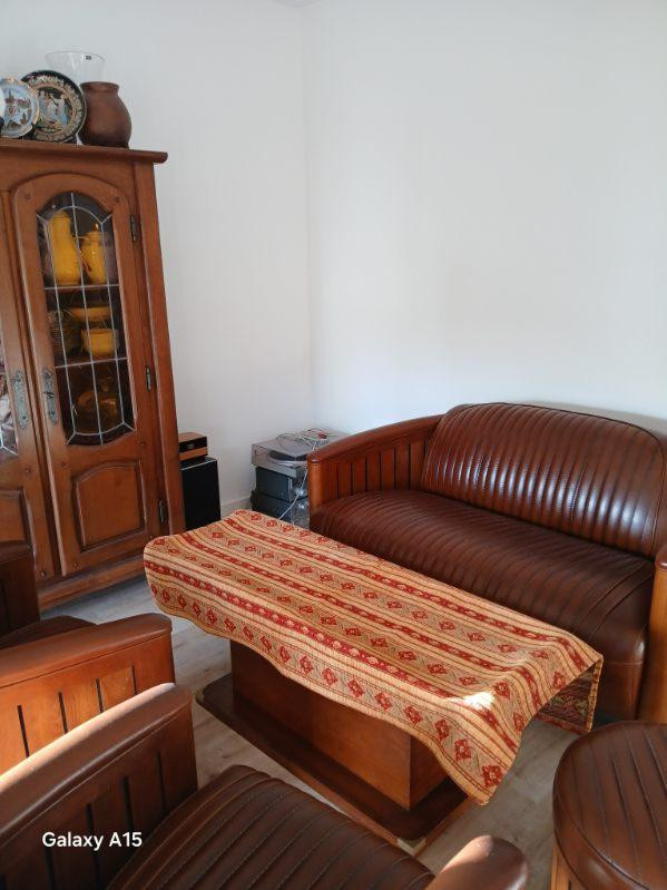 
                                                Location
                                                 Appartement quartier de Saint-Marc BREST